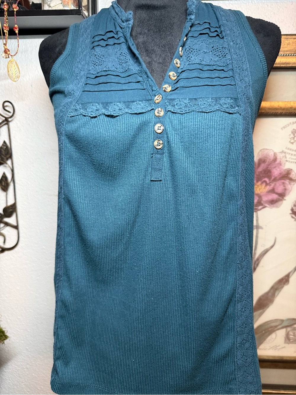 Maurices •Size M• Teal Blue Lace Trim Pin-Tuck Henley Tank Top